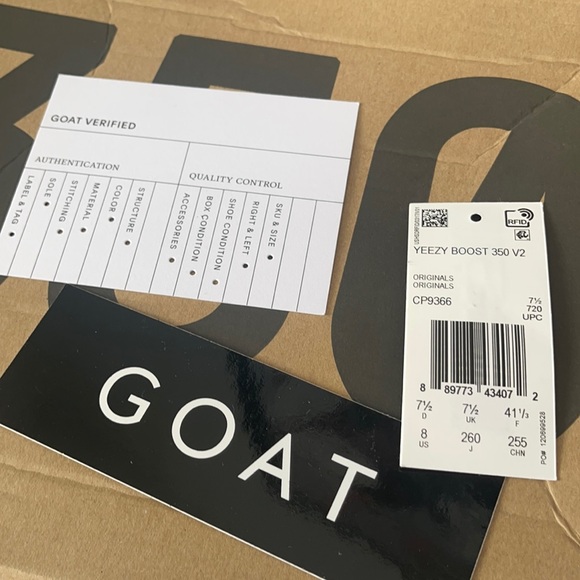 Yeezy Cream White Sneakers - Picture 4 of 5